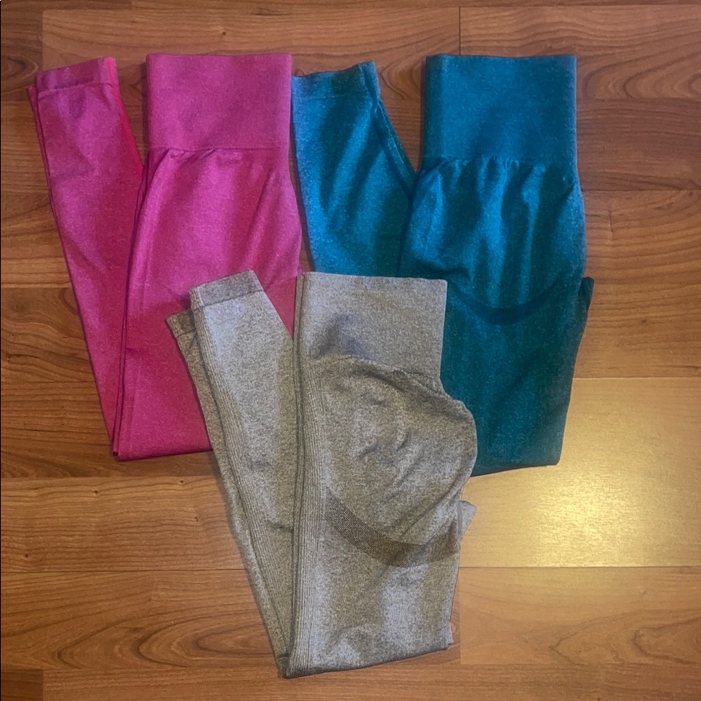 BUNDLE - 3 leggings